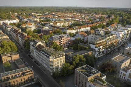 Ruhig und wassernah Wohnen in Schleußig: 2-Raum-Wohnung mit HWR + Loggia in stilvollem Neubauprojekt