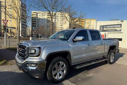 GMC Sierra